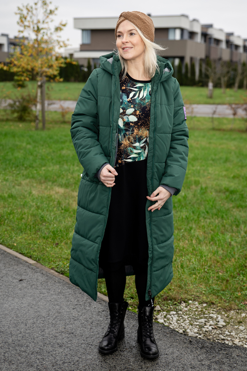 Huppa-soe-talveamntel-Nina-roheline-ja-Yemi-DIsain-must-pusakelit-Eesti-kastioo.png