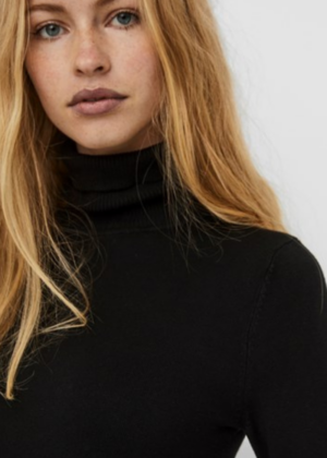VERO MODA women's Glory highneck sweater black - NAUJAI KAINUOJAMAS KAINAS - TAIP PAT SKAITYKITE ČIA! - Image 4