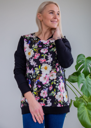 Miela juoda palaidinė "Apple Blossom" - sandėlyje yra 3XL dydis - kiti dydžiai pagal pageidavimą - NAUJIENA - Image 2