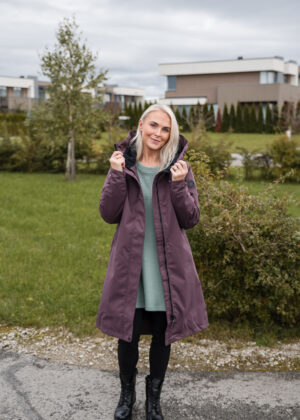 LENNE Ilgesnė moteriška pavasario-rudens pereinamojo laikotarpio striukė "Melissa" tamsiai violetinės spalvos (80 gr apšiltinta)-Mada-SANDĖLIAVOS sandėlyje SEVEN (kopeeri) - Image 4